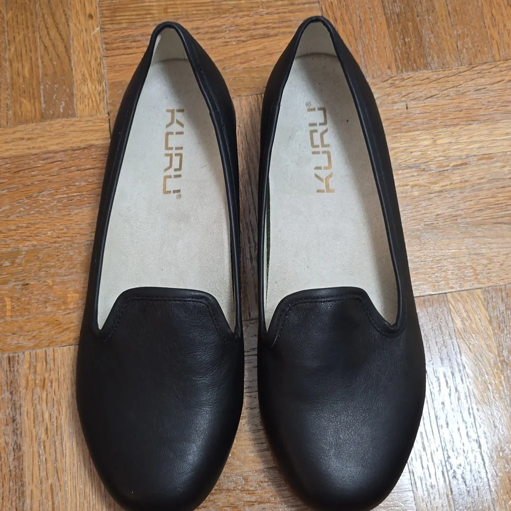 KURU Black Women's Flats & Loafers - Picture 2 of 12